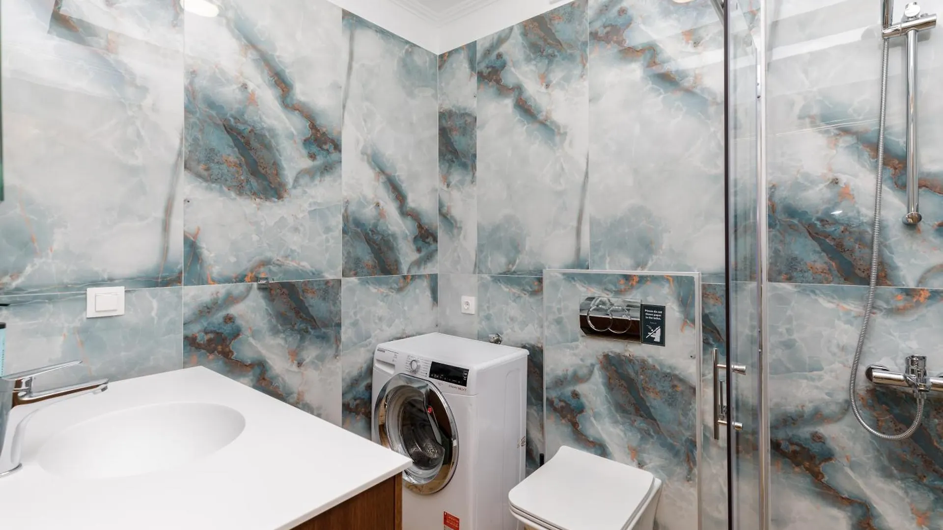 Simone By Halu!, Apartments In The Center Салоники Греция